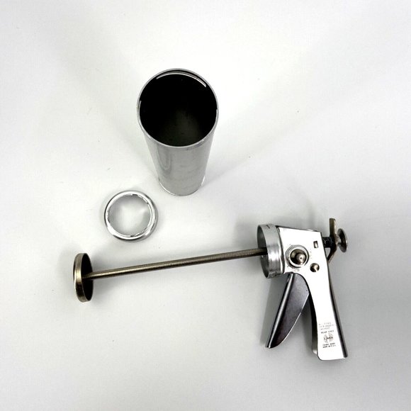 Vintage Wear Ever Cookie Gun with Thickness Control Original Box 9 Discs 3 Tips - Picture 3 of 11